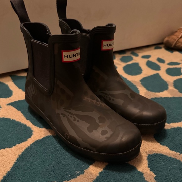 Hunter Women’s Short Dark Blue Flower Pattern Hunter Rain Boots size 9 - Picture 5 of 8